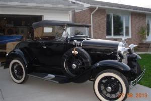Ford : Model A Deluxe Photo