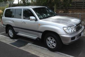 Toyota Landcruiser GXL 4x4 2005 4D Wagon Automatic 4 7L Multi Point in Mount Waverley, VIC Photo