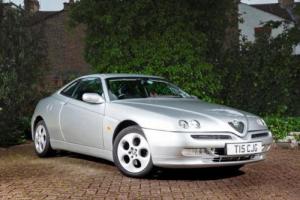 1999 Alfa Romeo GTV Photo