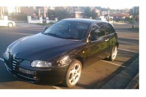 Alfa Romeo 147 2 0 Twin Spark 2003 3D Hatchback Manual 2L Multi Point in NSW Photo