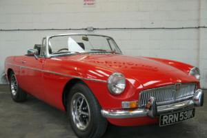MGB ROADSTER - OLDER RESTORATION IN "A1" CONDITION Photo