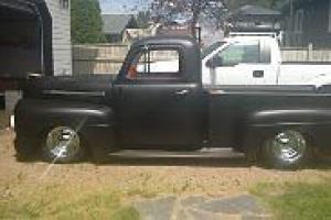 Ford : Other Pickups F1 Photo