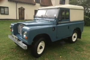 Land Rover 88" - 4 CYL Photo