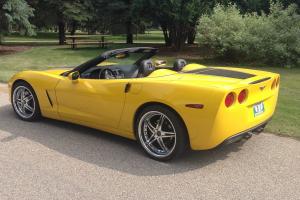 Chevrolet : Corvette Base Convertible 2-Door