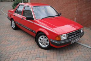 1985 B Ford Orion 1.3 GL Photo