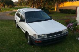 Toyota Corolla CS 1990 5D Hatchback Automatic in VIC Photo