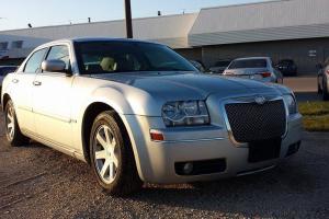 Chrysler : 300 Series limited Photo