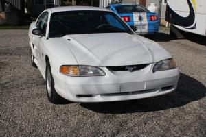 Ford : Mustang Gt SRS Photo