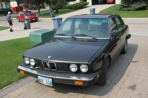 BMW : 5-Series 528e Photo