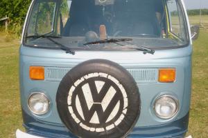 Volkswagen : Bus/Vanagon 4 door Photo