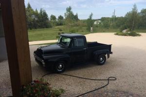Ford: F-100