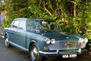 AUSTIN 3 LITRE SALOON MOD WITH PAS AND JUST 32000 MILES !! Photo
