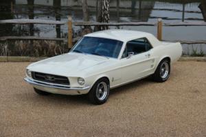 Ford Mustang 289 Coupe, meticulous restoration Photo