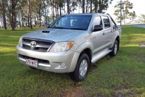 2006 Toyota Hilux Dual CAB Turbo Diesel ONE Owner LOW KMS Photo