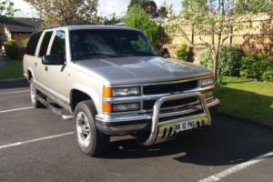 2002 CHEVROLET SUBURBAN 2500 LPG/PETROL 34,000 MILES,,ONE OF THE BEST AVAILABLE Photo