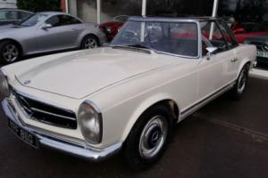 1967 Mercedes-Benz 250sl pagoda, another rare car available in market Photo