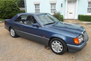 Mercedes Benz 300CE-24 Photo