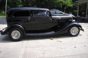 1934 Ford Other two door sedan Photo