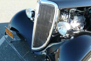 1933 Ford COUPE