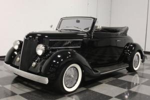 1936 Ford Cabriolet Photo