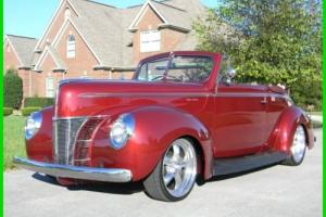 1940 Ford Deluxe Club Coupe Convertible
