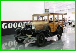 1931 Ford Model A Woody Photo