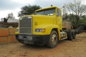 1989 Freightliner FLD 120 Cab & Chassis