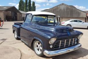 1955 chevy stepside full air ride. Photo