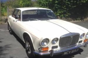 *1970 DAIMLER 4.2 V8 AUTO SOVEREIGN RED LEATHER, ONLY 75000 MILES*