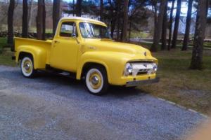 1954 Ford F-100