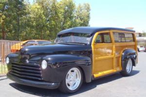 1947 Ford Woodie Photo