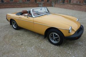 MGB ROADSTER 1976 - REPAINTED NOVEMBER 2015 WITH PHOTO RECORDS
