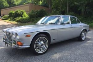 1972 Jaguar XJ6 Photo