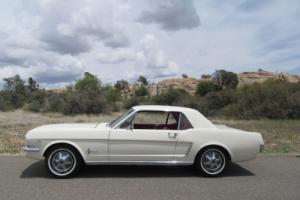 1964 Ford Mustang 289 4 speed Photo
