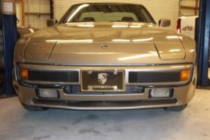 1984 Porsche 944 Photo