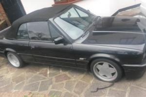 BMW E30 325I CONVERTIBLE WITH HARDTOP & WIND DEFELCTOR