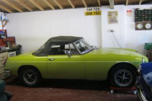 MGB ROADSTER 1974 CHROME BUMPER 10 MONTHS MOT. NEW TYRES, NEW SOFTOP . Photo