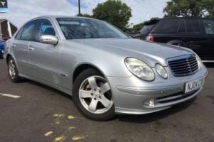 2004 04 MERCEDES-BENZ E CLASS 2.7 E270 CDI AVANTGARDE 4D 177 BHP DIESEL Photo