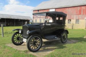 1922 Ford Model T Photo