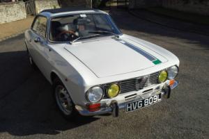 Alfa Romeo 2000 GTV. Well-sorted reliable 1972 Bertone GT Veloce. RELISTED Photo