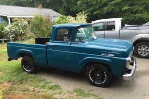 1958 Ford F-100 Photo