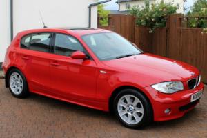 2006 BMW 118I SE AUTO, JAPAN RED, SUN ROOF, PARKING SENSORS, STUNNING CONDITION. Photo