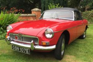1967 MGB ROADSTER RED OVERDRIVE Photo