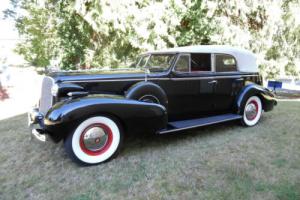 1937 Cadillac Fleetwood Photo