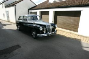 Daimler Majestic Major 4.5 Litre V8 Very low miles from new Photo