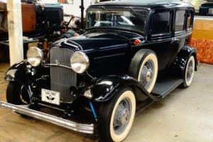 1932 Ford Deluxe Sedan 2nd Owner CAR Photo