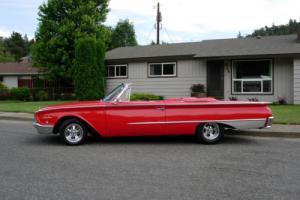 1960 Ford Galaxie Sunliner Photo