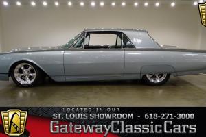 1962 Ford Thunderbird