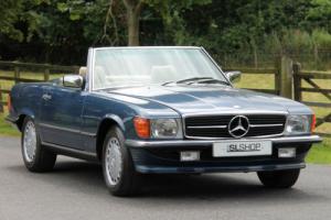 Mercedes-Benz R107 300 SL (1987) Nautic Blue with Cream Sports Check - (LHD)