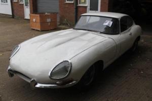 jaguar e type 1965 Fixed Head Coupe for restoration Photo